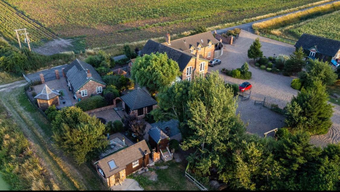 Lincoln Holiday Retreat Little House With Private Hot Tub Екстериор снимка